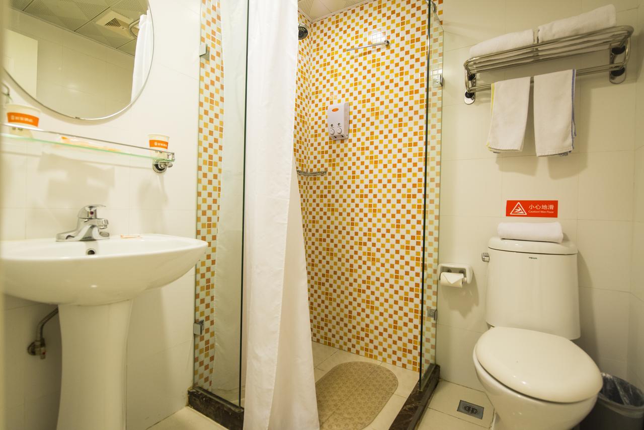 Home Inn Shanghai Hongqiao Terminal Jinshajiang Road Changfeng Buitenkant foto